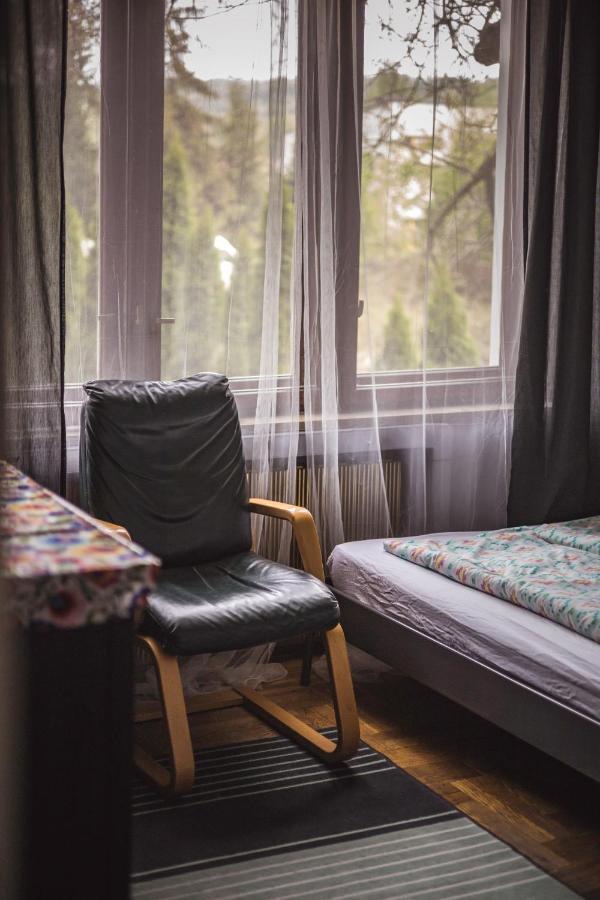 4 Couples & 4 Friends Hostel Krakow Luaran gambar